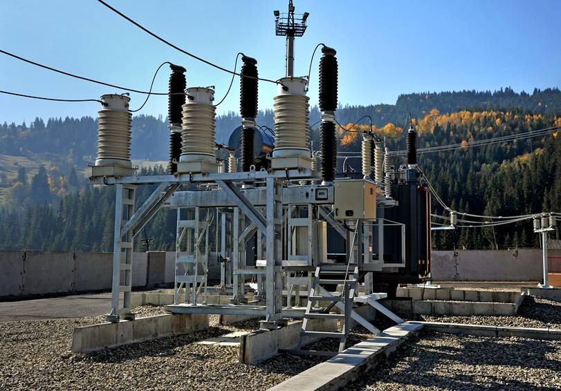 osprzęt do budowy stacji elektroenergetycznych