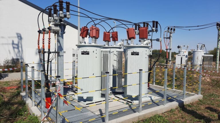 Voltage regulator unit in a delta configuration – alterga.com